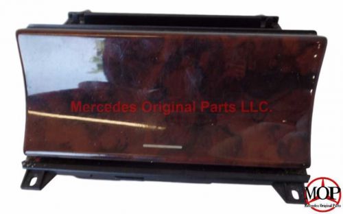 E320      1997 ash tray/lighter 28766