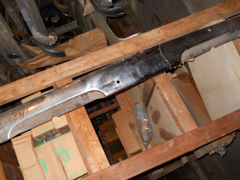 Buick 1954, front bumper, in excellent condition!