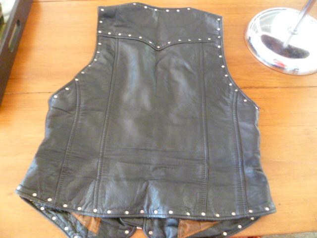 Harley davidson leather  vest ladies med