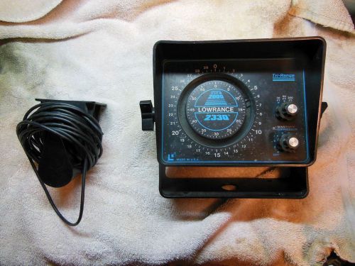 Lowrance 2330 depth finder