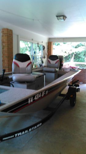 2004 basstracker pf16 9.9 mecury electric start stick steering