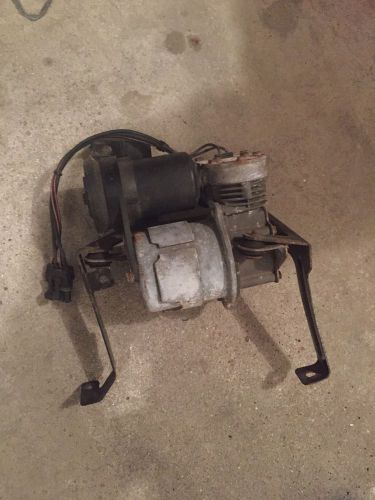 Lesabre park ave bonneville aurora used oem air ride compressor 93-99