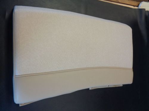 Scout 225 xsf uh1377e port bow cushion tan 28 1/2" x 17 1/8" marine boat