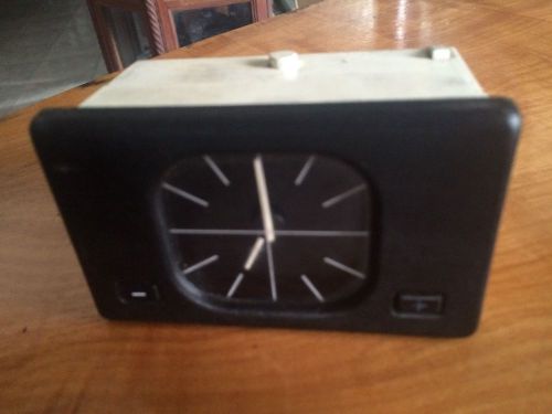 Bmw e34 analog clock