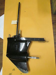 1993 mercury v6  outboard lower unit    175hp   2.5l   xri 150 200 225