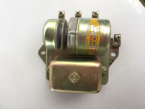 Datsun bluebird 410 411 310 312 320 hitachi voltage regulator, new old stock