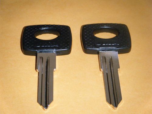 Mercedes key blanks 240d 300d 300cd 300sc 300td mb41p ( 2 keys)  w123 hu36p w123