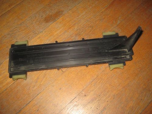 Mercedes benz 230slk -  cabin air filter holder w/clip