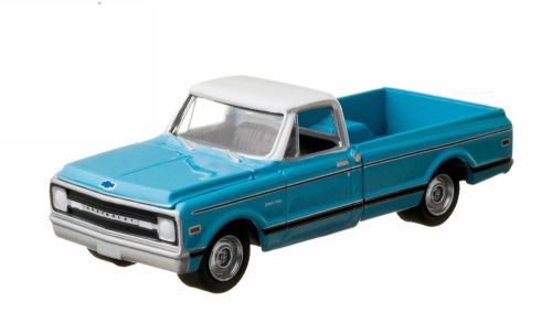 Very nice 1970 chevy c-10 pickup collector truck in orig pkg--mint brand new 70