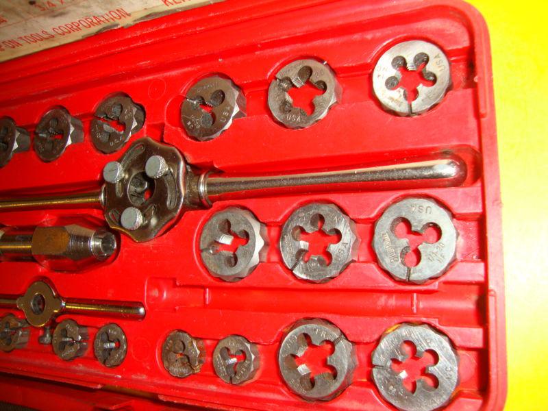 Vtg 39 Piece Snap-On/Blue Point Hand Tools Tap & Die Set w/ Original Plastic Box, US $0.99, image 5
