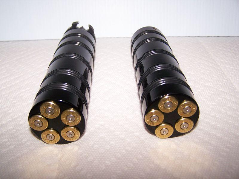 Harley 73-11 custom 44 magnum hand grips