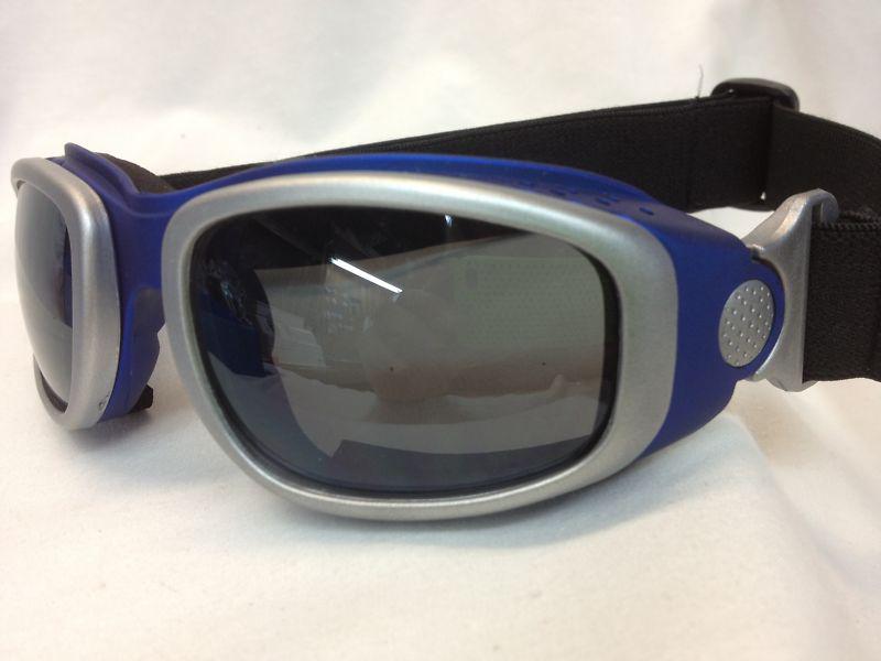 New padded motorcycle vented elastic strap adjustable great shape silver/blue