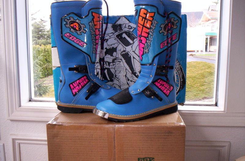 New answer edge motocross boots mens size 10 brand new in box