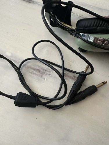 David clark headset model h100 – 20 good condition, headset works, mic untested