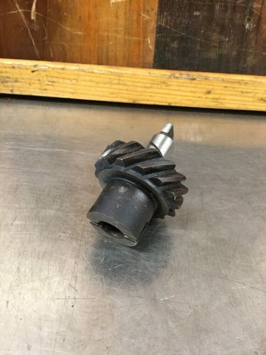 Triumph spitfire • original oil pump distributor drive gear + shaft used. kt1029