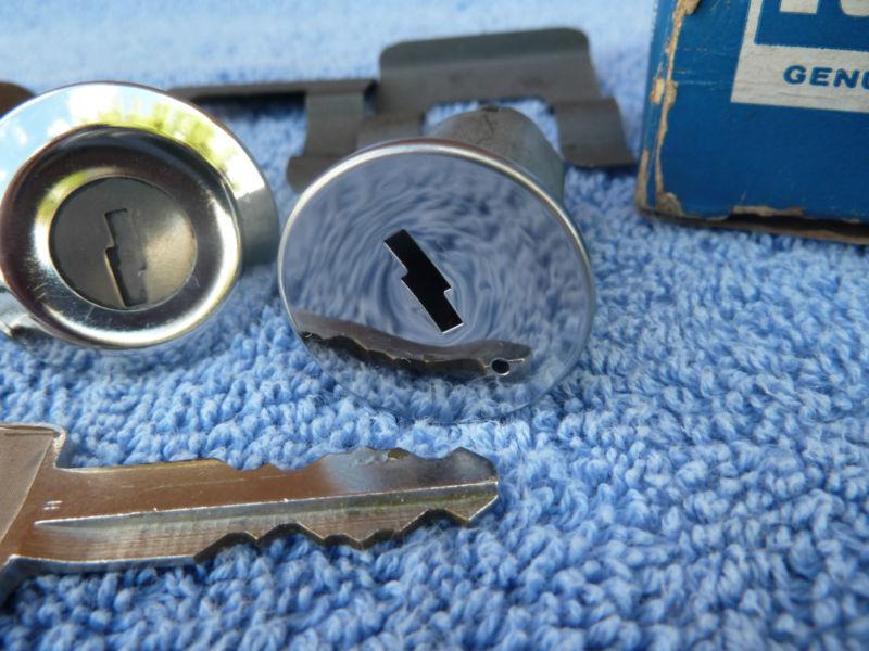 ORIGINAL FoMoCo NOS 1964 1965 1966 FORD MUSTANG IGNITION AND DOOR LOCK SET CLIPS, US $24.95, image 4