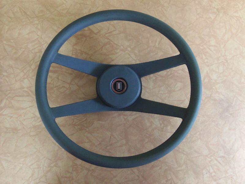 70-81 chevrolet 4 spoke steering wheel w/horn button camaro z28 nova chevelle