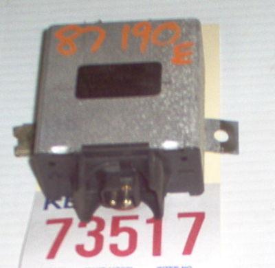 Mercedes 87 190e misc control relay 285100014 1987