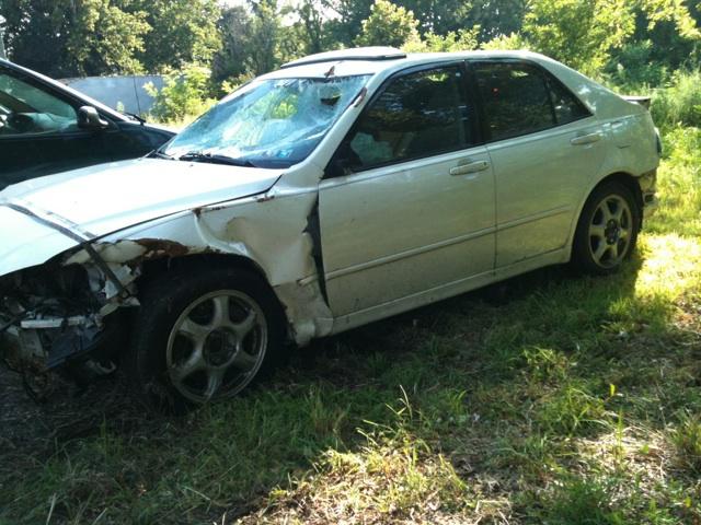 2001-2005 lexus is300 part out 