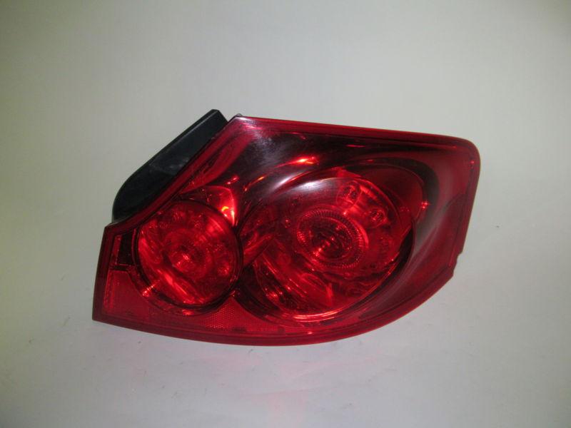 Sell 07 08 09 INFINITI G35 SEDAN RIGHT OEM TAIL LIGHT NICE! in Flat