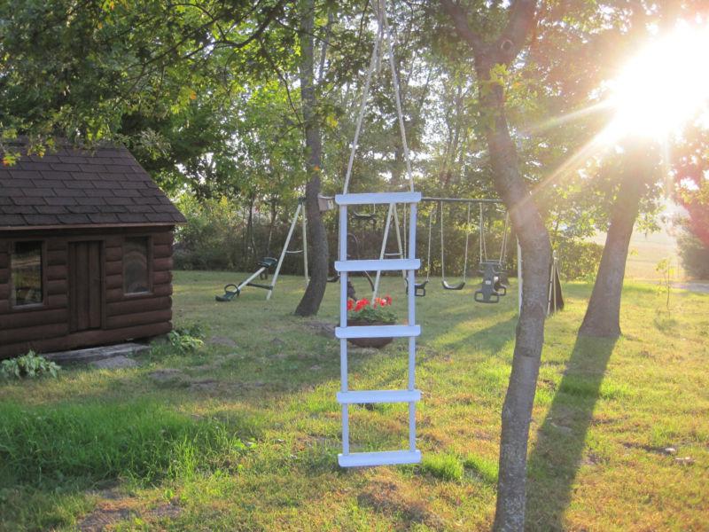 Marine 5 step rope ladder - folding - used