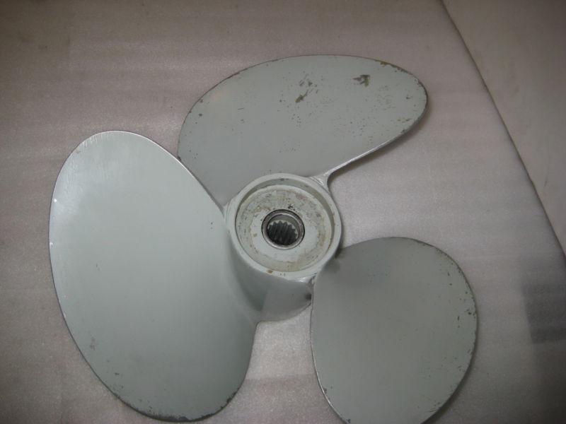 Michigan wheel propeller cast #082015 17p volvo outdrive