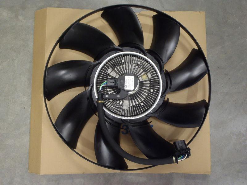Sell LAND ROVER COOLING FAN Range Rover, Range Rover Sport, LR3 OEM