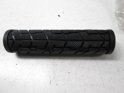 New oem polaris handle bar grip sportsman scrambler predator 90 50 0451097 nos