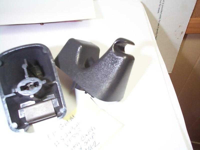 Sell 2 pc set 9401 Mercury Grand Marquis,Crown Victoria sun visor clips w/ screws g2 in Rock