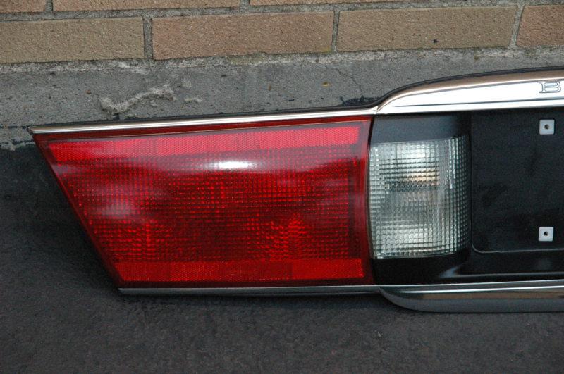 Purchase BUICK LESABRE TAIL LIGHT Limited CENTER / TRUNK LID REAR