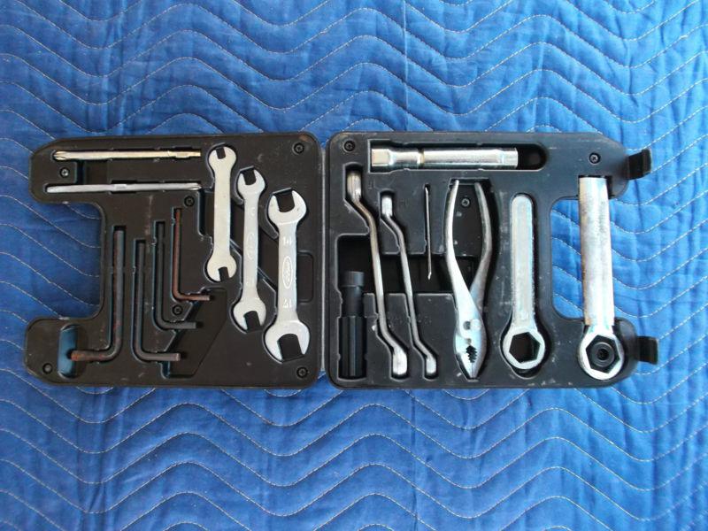 1999 goldwing gl1500 tool kit 