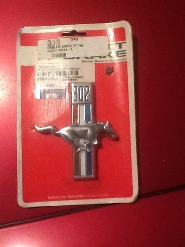 1968 mustang 302 emblem