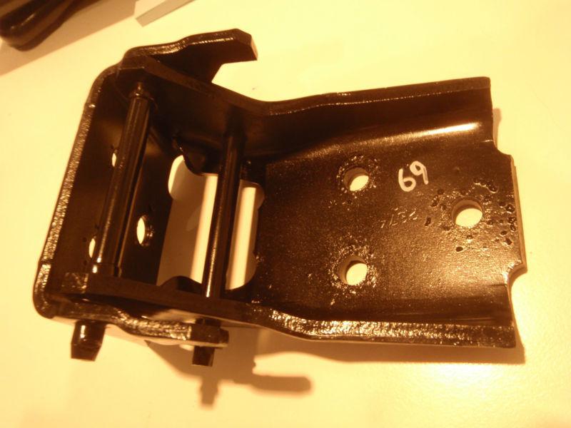 1968-1972 chevelle malibu el camino upper door hinges 68 69 70 71 72 gmc sprint