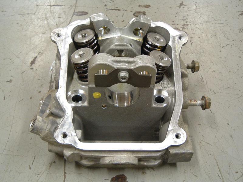 Bombardier / can-am max 400 cylinder head 04 (0 miles) parting out