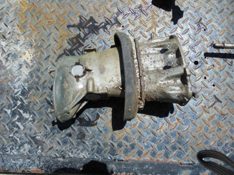 Johnson outboard 9 1/2 hp mid section  model # 9r-69s serial # 13077216