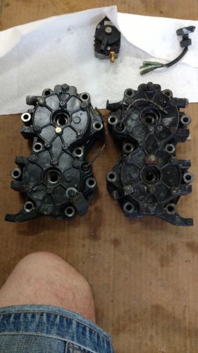 Pair of evinrude/johnson heads