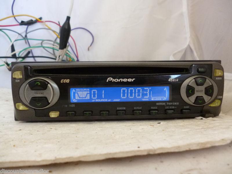 Pioneer deh-1400 radio cd player *