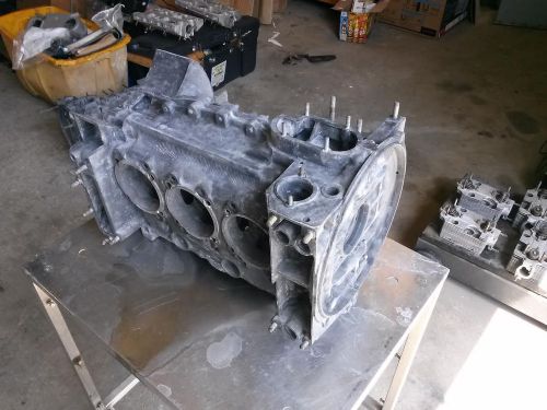 1973 porsche 911 sportomatic 2.4 #911/61 engine case. serial 6139088