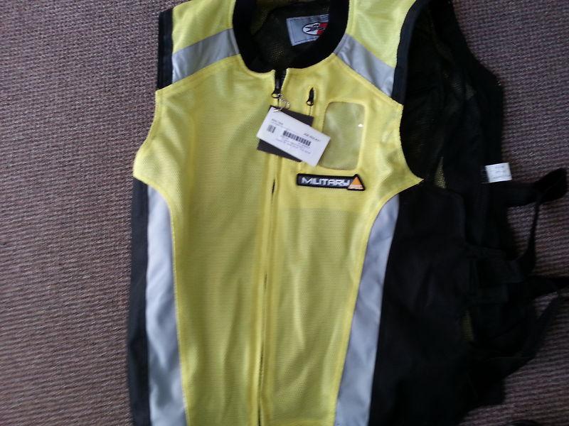 New joe rocket military spec mesh vest  size l/xl 