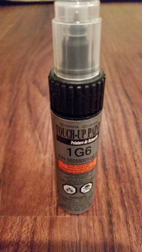 Genuine toyota touch up paint 1/2 oz pen &amp; brush 1g6 silver fresco metallic