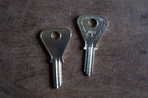 Mercedes gullwing 300sl  roadster owners ingition key blank  w198 new