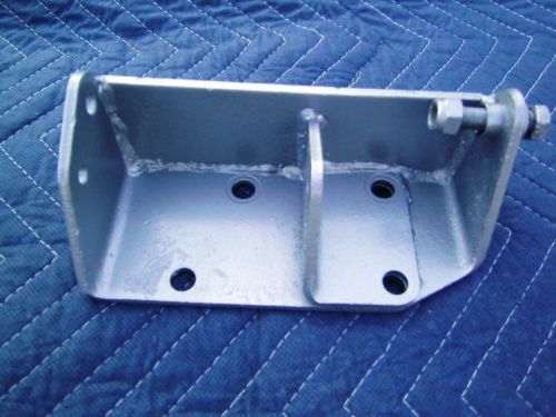Jaguar  xj-6 alternator bracket