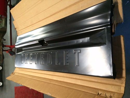 1967-1972 chevrolet c10 nos tailgate