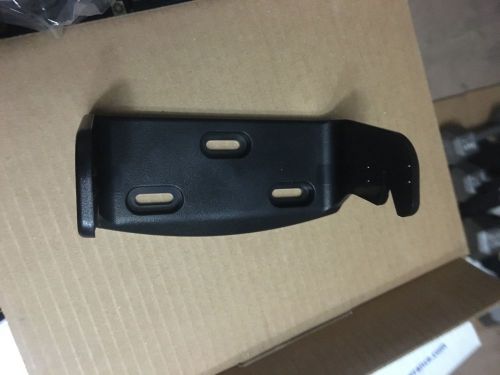 Standard horizon eclipse mounting bracket