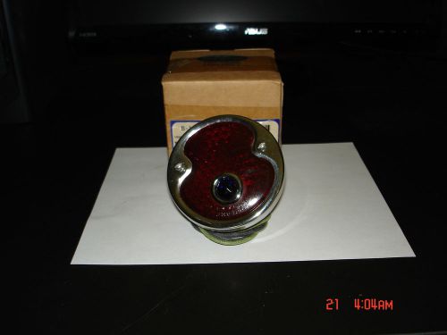 (new) &#034;1932-42 ford&#034; tail lamp assembly !!!