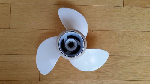 Johnson evinrude 9.9 / 15 hp propeller 5 x 10"   1975-89'
