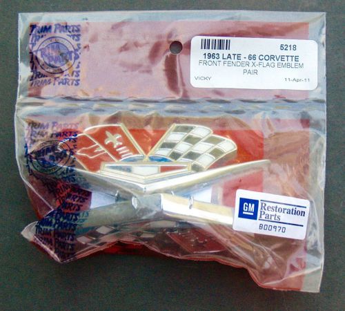 Corvette c2 1963-66 front fender x flag emblems (1 pair) trim parts new!