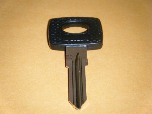 Mb39p me-hyp mercedes benz  ignition key blank 300d 1977-1985 240d 300cd sc td