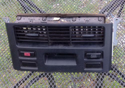 Honda odyssey clock and vent dash bezel oem 1995,1996,1997
