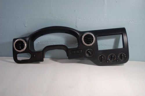 03 06  ford expedition dash trim bezel w/ fog pedal and 4wd switch